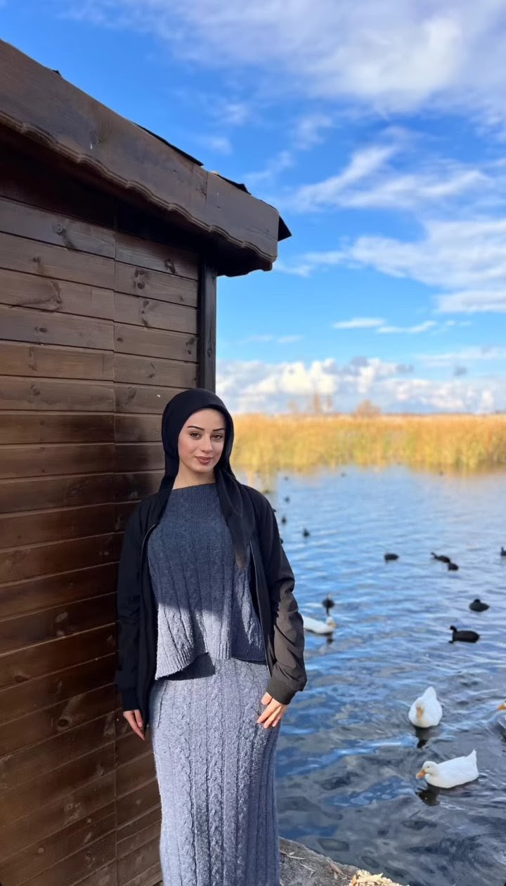 Karaçam Eğlenceli Partner Bayan Escort Amina